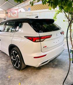 میتسوبیشی ئاوتلاندەر